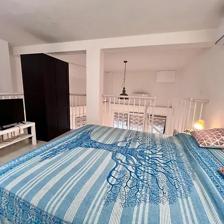 Апартаменты 8 Lofts - - 2