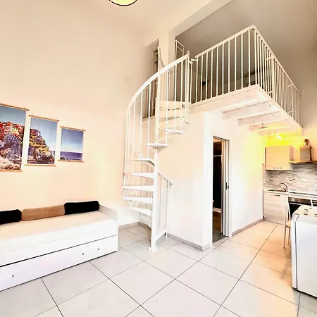 8 Lofts - - 2 Специя