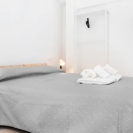 8 Lofts - - 2 Appartement