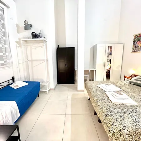 8 Lofts - - 2 Апартаменты