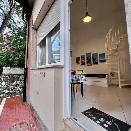 8 Lofts - - 2 Daire *