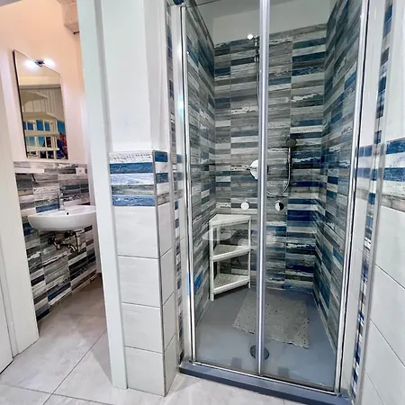 8 Lofts - - 2 Daire *