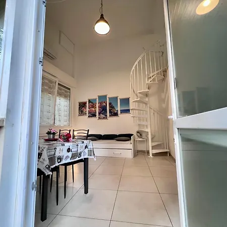 8 Lofts - - 2 Daire *