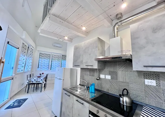 8 Lofts - - 2 Διαμέρισμα *