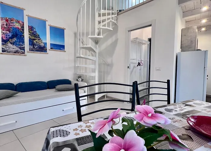 8 Lofts - - 2 Διαμέρισμα Λα Σπέτσια