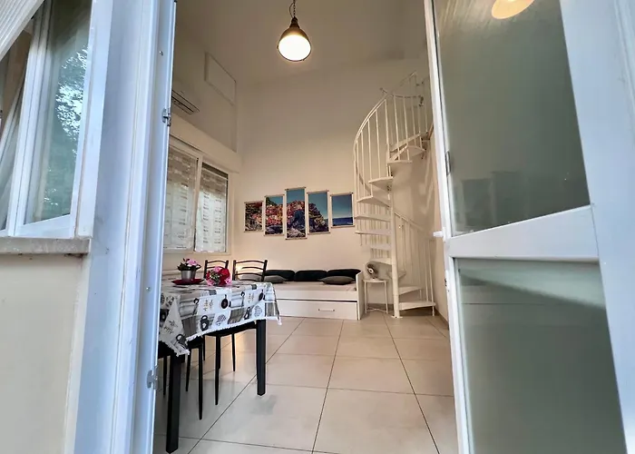 8 Lofts - - 2 Διαμέρισμα *