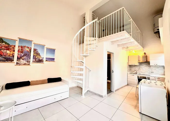 8 Lofts - - 2 Λα Σπέτσια