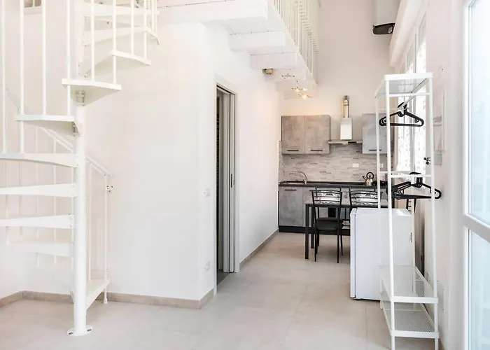 8 Lofts - - 2 Apartmán