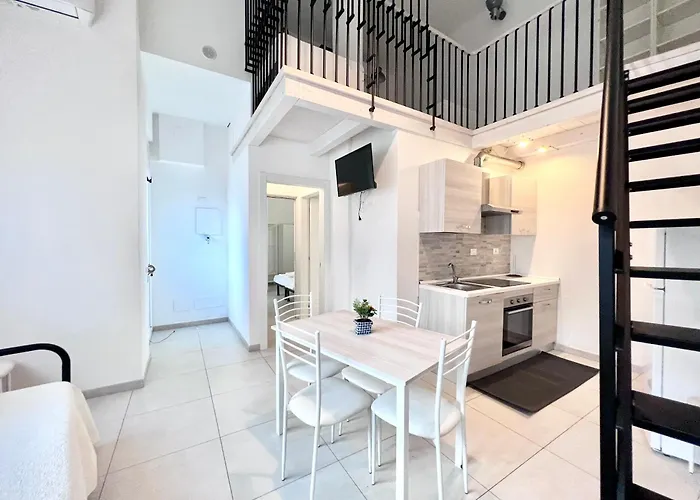 8 Lofts - - 2 Apartmán La Spezia