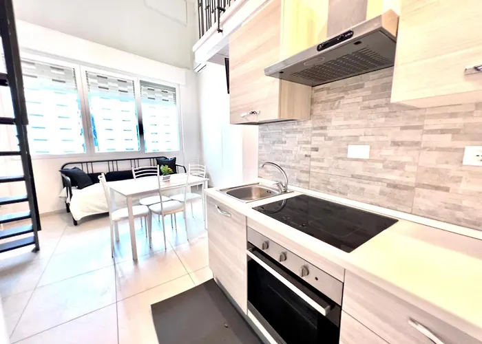 8 Lofts - - 2 Λα Σπέτσια