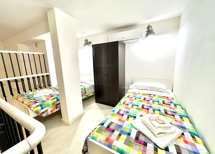 8 Lofts - - 2 * Λα Σπέτσια