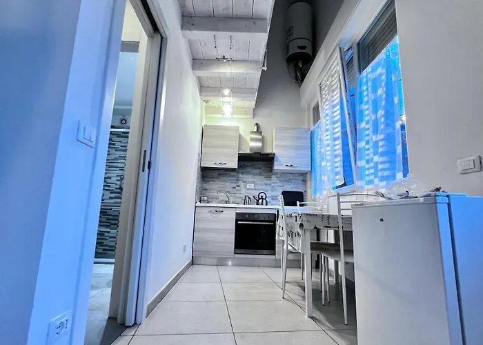 8 Lofts - - 2 * Λα Σπέτσια